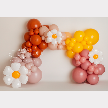 The Sunny Edit Balloon Garland Kit
