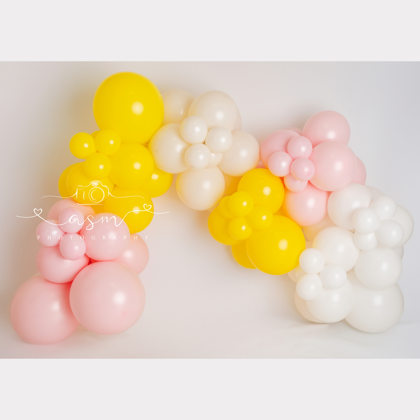 Groovy Girl Balloon Garland Kit