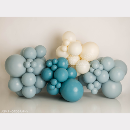 Snowy Peaks Balloon Garland Kit