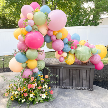 Spring Meadows Balloon Garland Kit